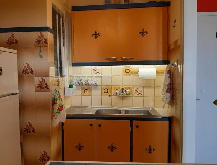 Μαγευτικο Ηλιβασιλεμα Μαρμαρι Ευβοιας Apartment Marmari  Exterior photo